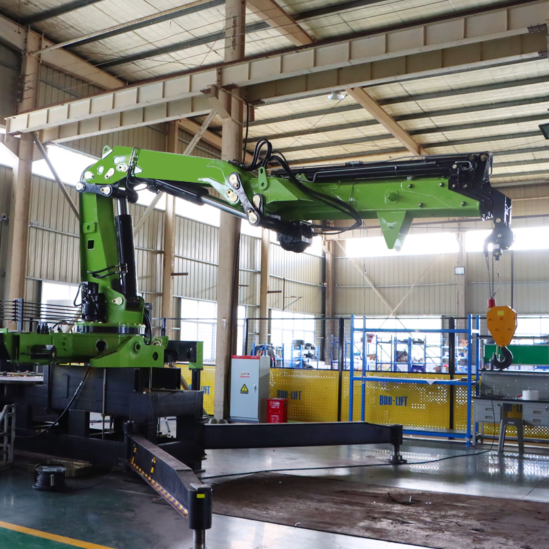 bob-lift-8-ton-knuckle-boom-crane 2